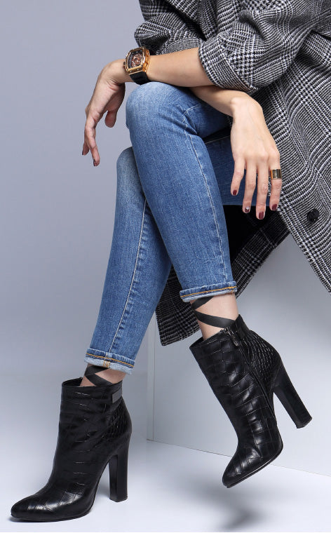 Everyday Essentials LegUps