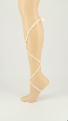 The 10 in white Legups from the side of the leg